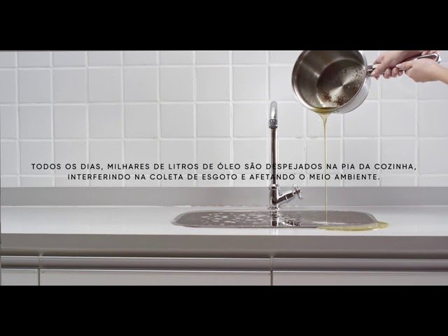Rede de esgoto não é lixeira